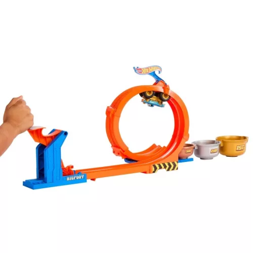 Hot Wheels Monster Trucks Bigfoot 2 az 1-ben hurok- és ugratópálya pályaszett 50. évfordulós járgánnyal