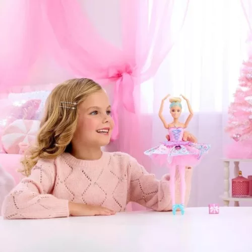 Barbie a Diótörőben – Clara balerina baba