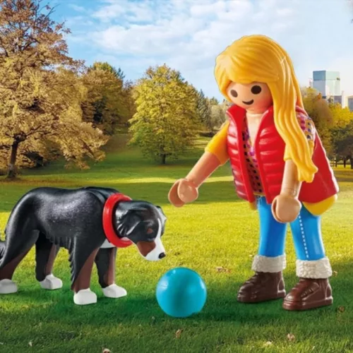 Playmobil My Life 71738 Lány berni pásztorkutyával