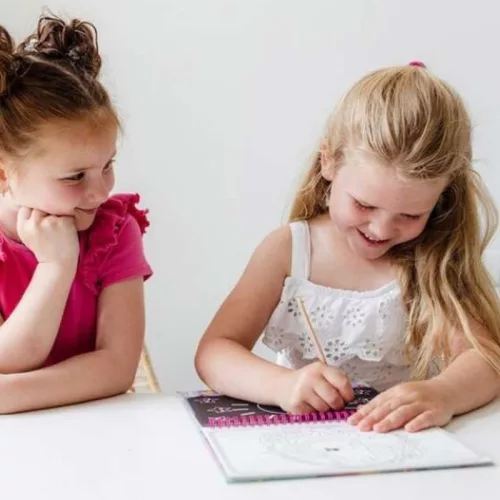 Unikornis karcfüzet