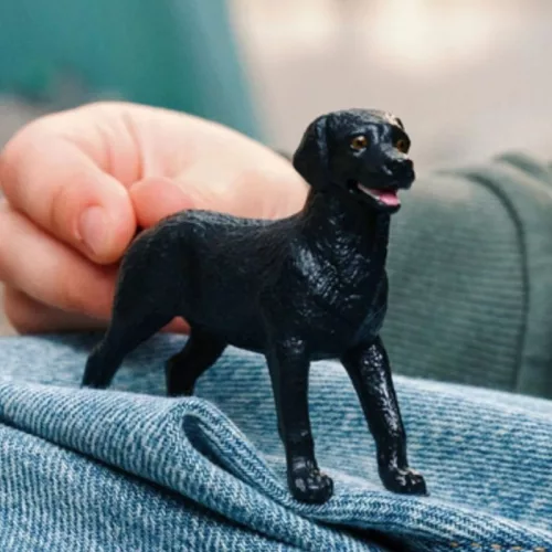 Schleich Farm World 14923 Fekete labrador retriever kutya szuka