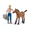 Schleich Farm World 42486 Orvoslátogatás kancánál és csikónál játékszett