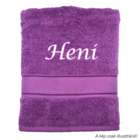 Neves törölköző hímzett Heni felirattal