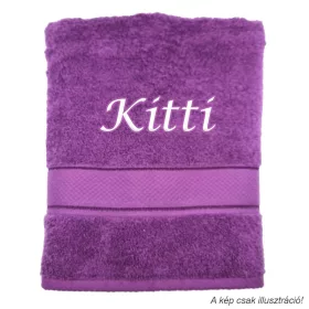 Neves törölköző hímzett Kitti felirattal