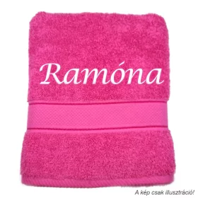 Neves törölköző hímzett Ramóna felirattal