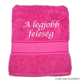 Hímzett törölköző „A legjobb feleség" felirattal