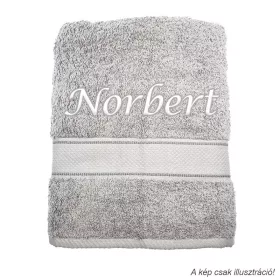 Neves törölköző hímzett Norbert felirattal